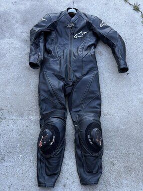 Alpinestars Leather One Piece Men’s Racing Suit Size 44 Black